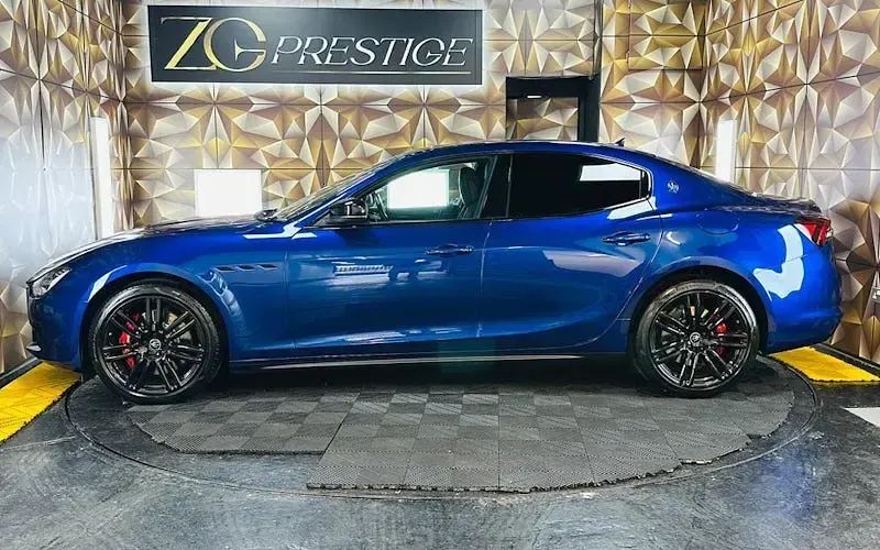 Used Maserati Ghibli 330 HP (242 kW) 2021 Blue Sedan