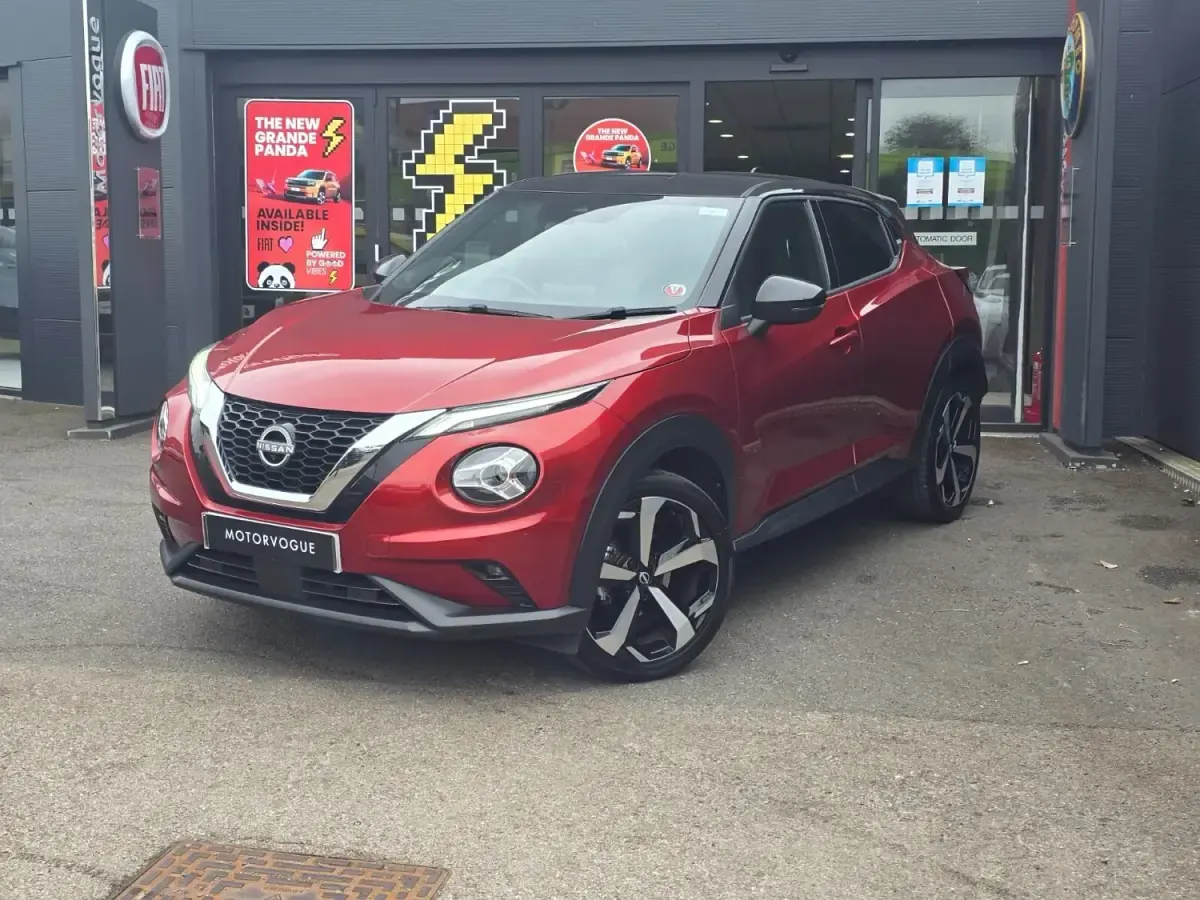 Używany Nissan Juke Tekna 112 KM (82 kW) 2023 Czerwony SUV