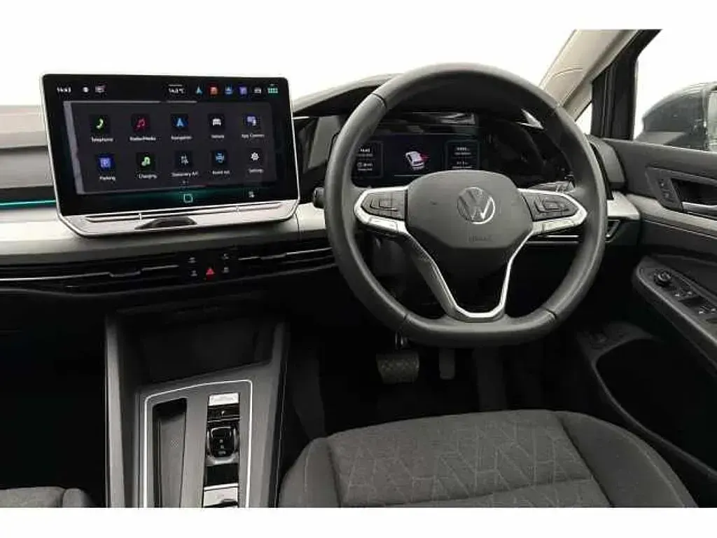 Used VW Golf VIII 204 HP (150 kW) 2025
