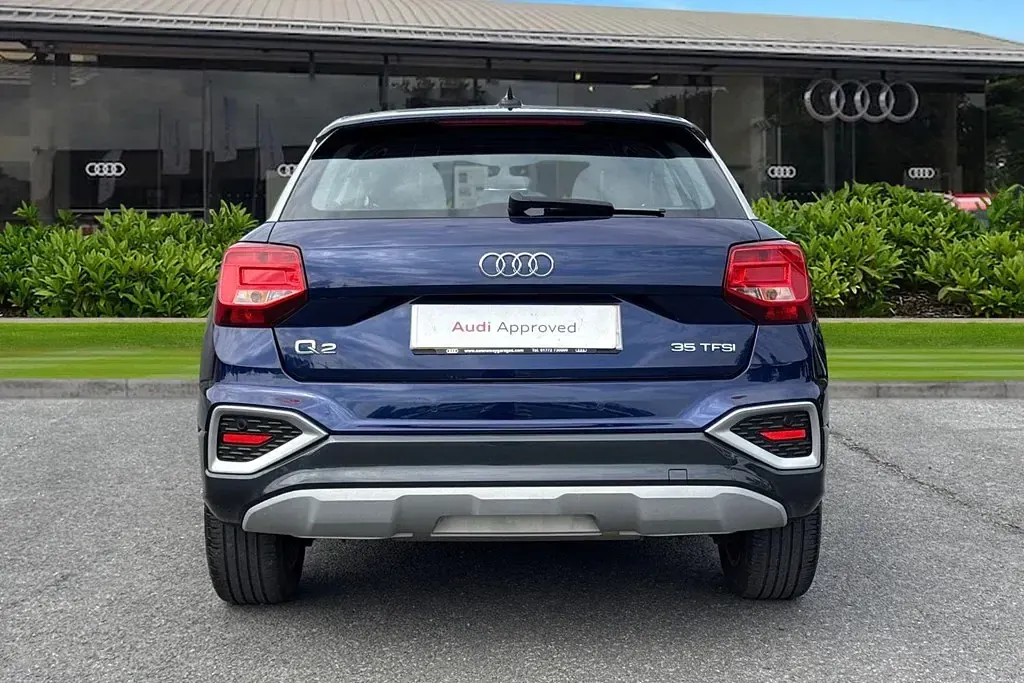 Used Audi Q2 Sport 150 HP (110 kW) 2023 Blue SUV