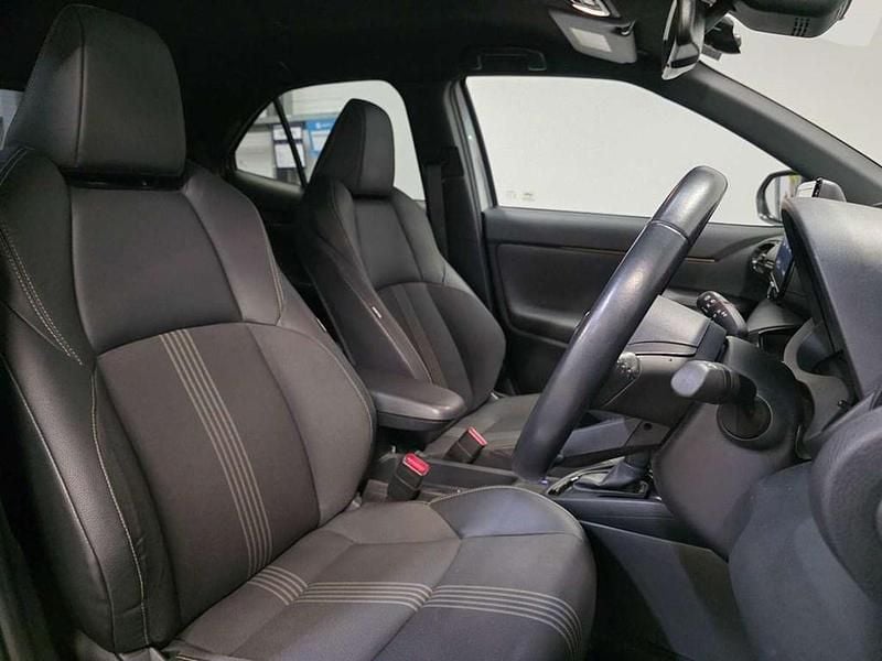 Used Toyota Yaris Cross 113 HP (83 kW) 2021 Silver SUV