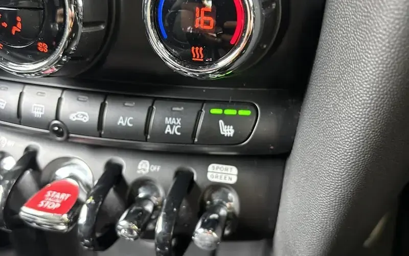 Gebraucht Mini Cooper S Hatch 192 PS (141 kW) 2017 Kleinwagen