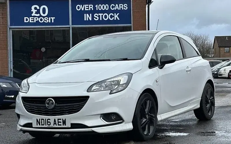 Used Vauxhall Corsa Edition 75 HP (55 kW) 2016 White Hatchback