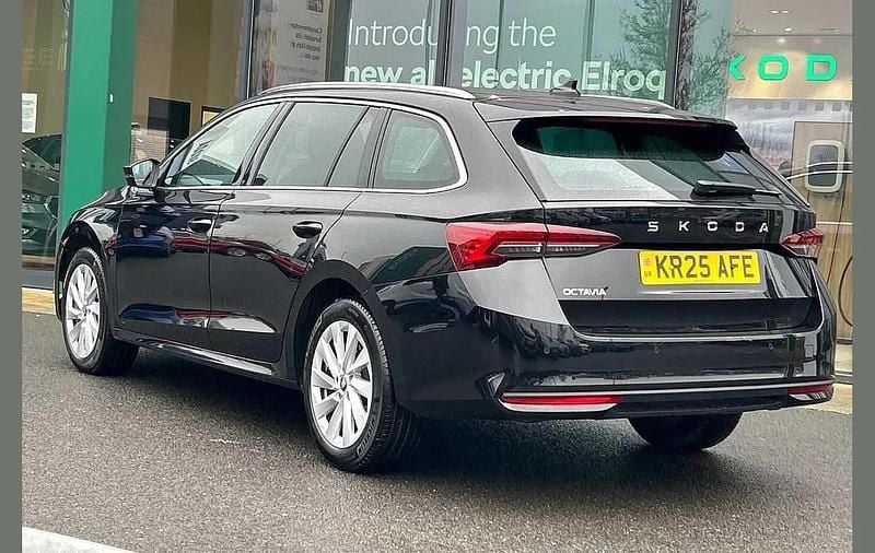 Used Skoda Octavia SE L 150 HP (110 kW) 2025 Black magic pearl effect Estate