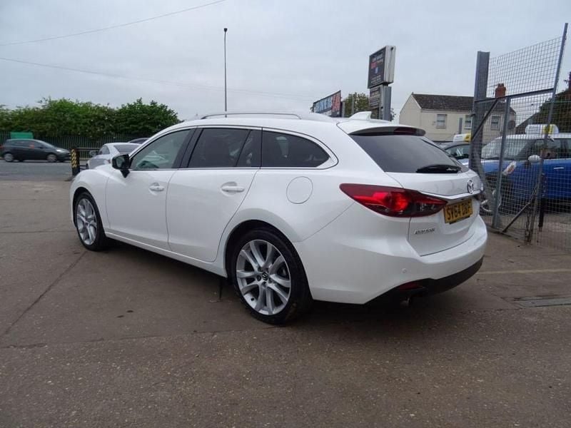 Begagnad Mazda 6 Inclusive 2014 Vit Kombi