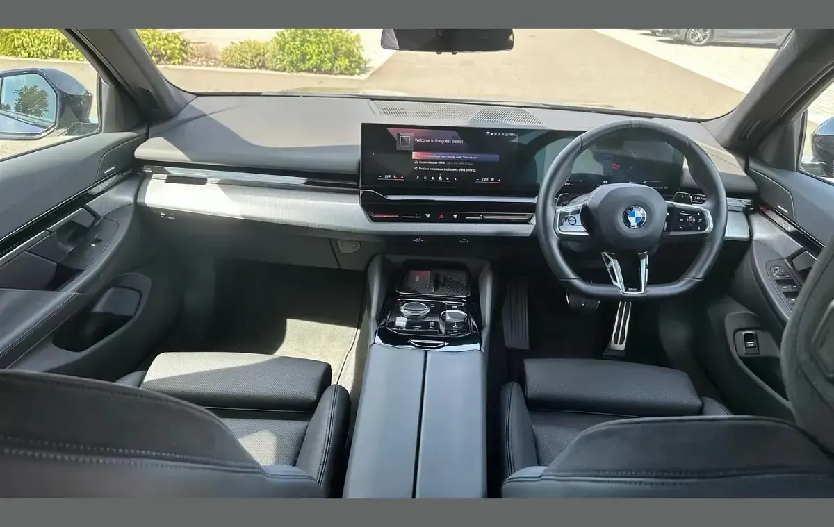 Used BMW 520 M Sport 205 HP (150 kW) 2024 Blue Sedan