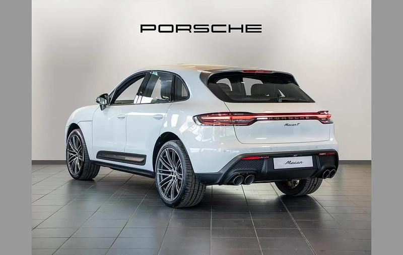 Used Porsche Macan 261 HP (191 kW) 2025 White SUV