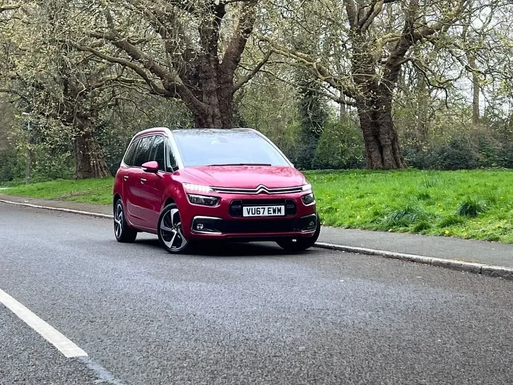 Usado Citroën Grand C4 Picasso Flair 150 HP (110 kW) 2017 Vermelho Monovolume