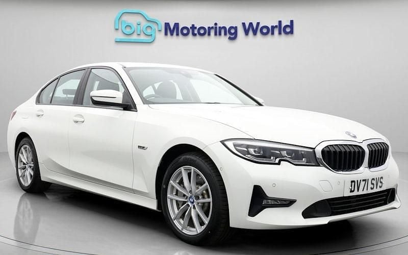 Used 2021 BMW 330e Sedan | £17,500 (Super price) - Image 1/4