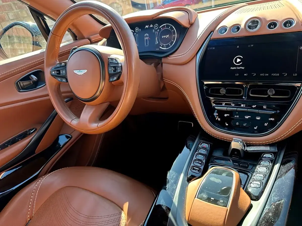 Used Aston Martin DBX 2023 Bronze SUV