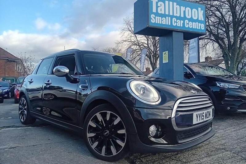 Black Used 2015 Mini Cooper D Hatch Hatchback | £6,995 (Fair price) - Image 1/1