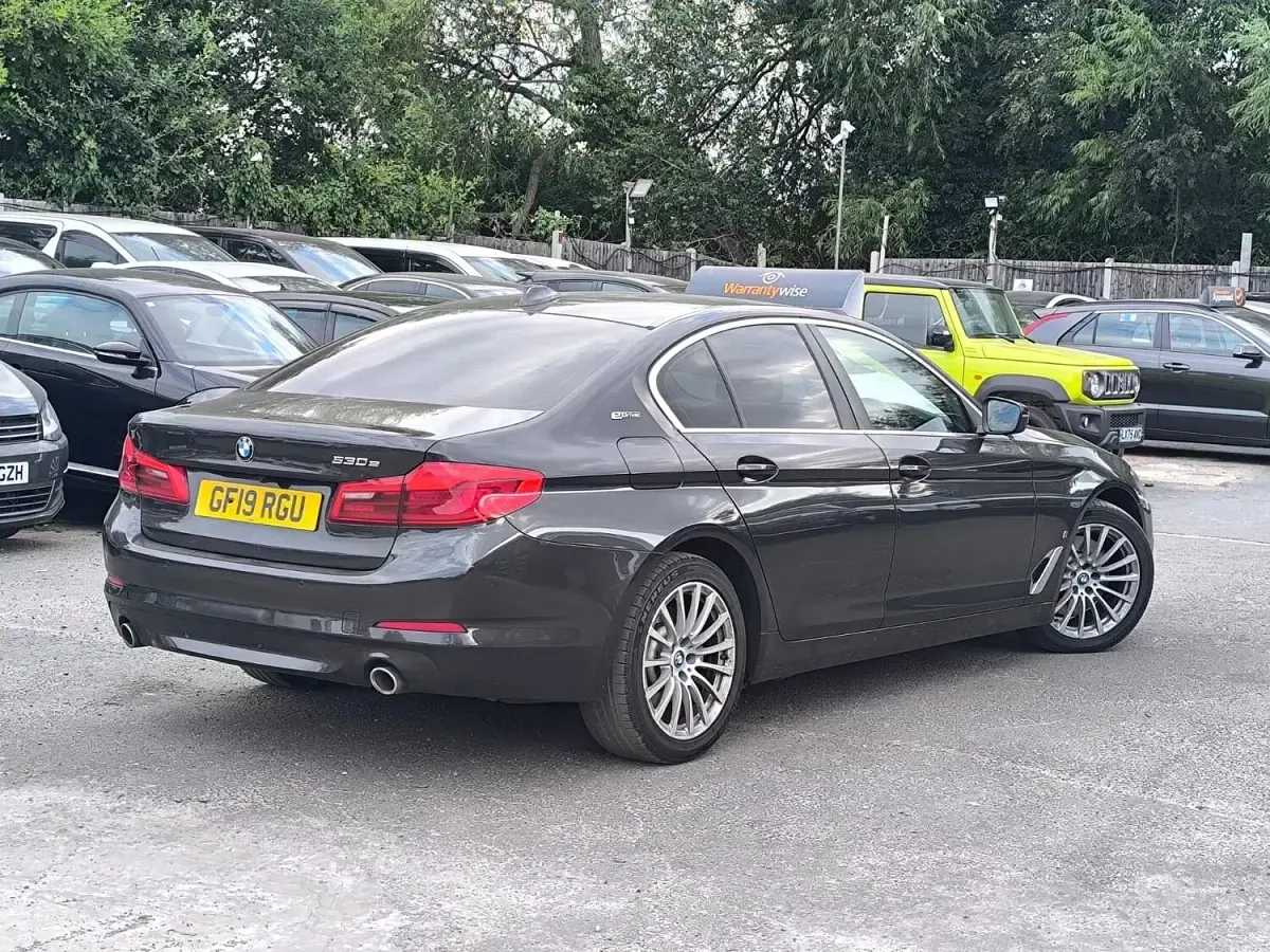 Used BMW 530e 252 HP (185 kW) 2019 Grey Sedan