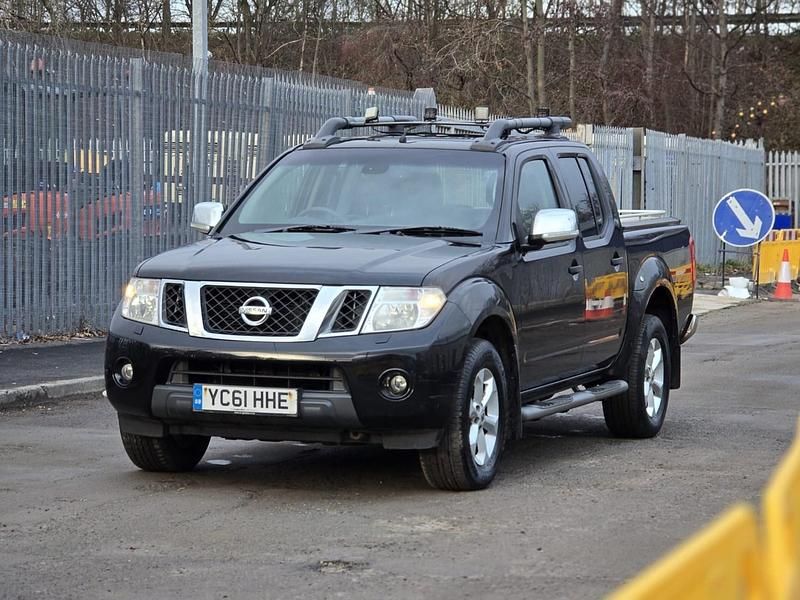 Used Nissan Navara Tekna 2011 Black Pickup