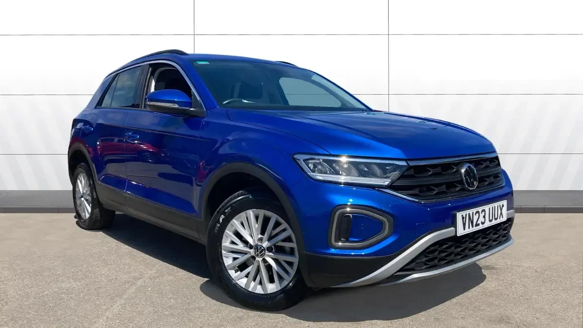 Used VW T-Roc Life 110 HP (80 kW) 2023 SUV