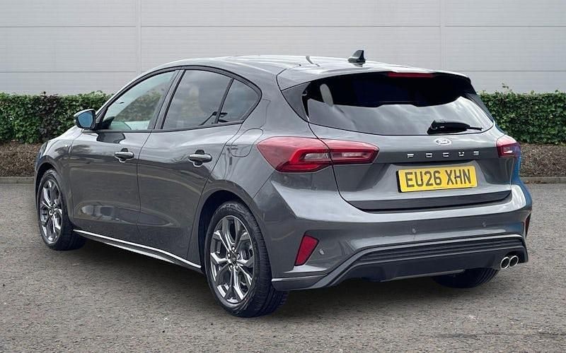 New Ford Focus ST-Line 125 HP (91 kW) 2025 Hatchback