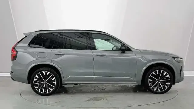 Used Volvo XC90 Plus 455 HP (334 kW) 2025 Grey SUV