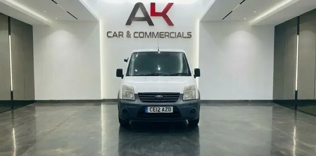 Used Ford Transit Connect 74 HP (54 kW) 2012 White MPV