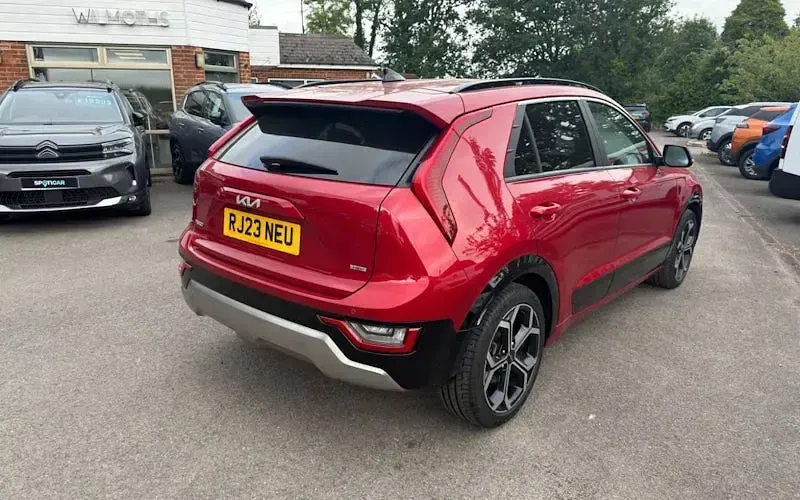 Used Kia Niro 141 HP (103 kW) 2023 Red SUV