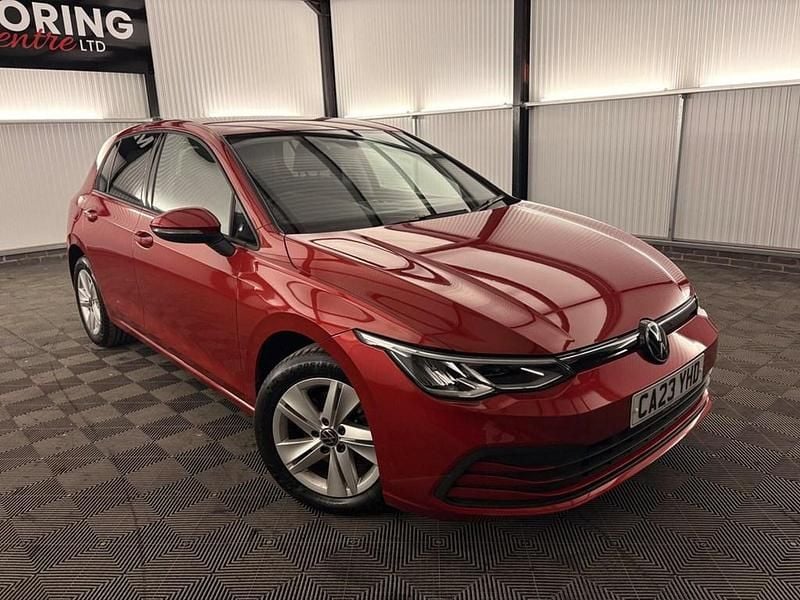 Second-hand VW Golf VIII S 2023 Roșu Hatchback