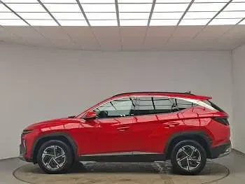 Używany Hyundai Tucson Advanced 160 KM (117 kW) 2025 Czerwony SUV
