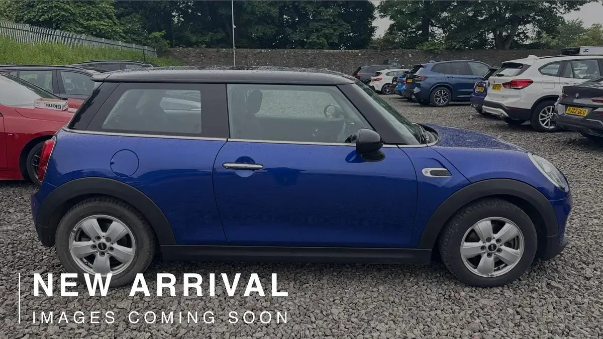 Used Mini Cooper Hatch 134 HP (98 kW) 2018 Blue Hatchback