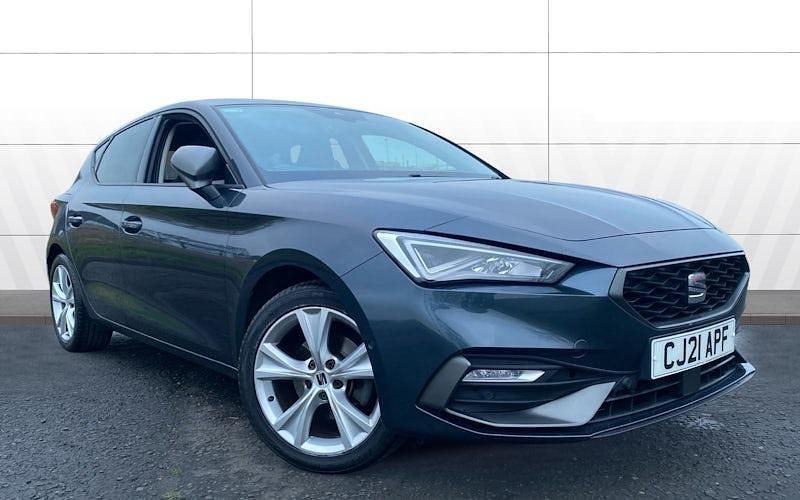 Used 2023 Seat Leon FR Hatchback | £14,413 (Fair price) - Image 1/4