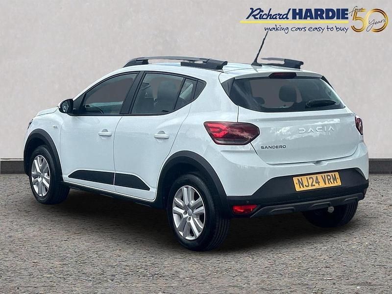 White Used 2024 Dacia Sandero Expression Hatchback | £13,499 (Good price) - Image 1/3