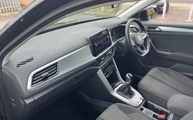 Usado VW T-Roc Life 150 CV (110 kW) 2024 SUV