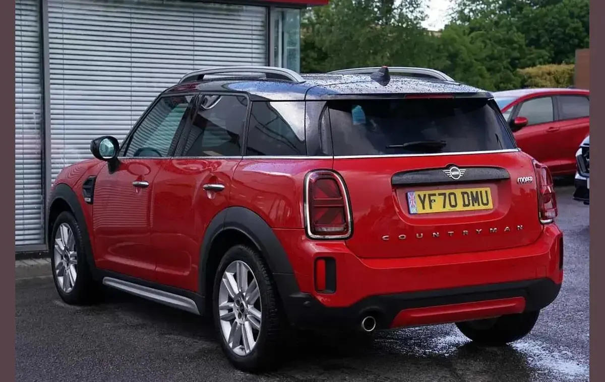 Used Mini Cooper Countryman Exclusive 134 HP (98 kW) 2020 Red SUV