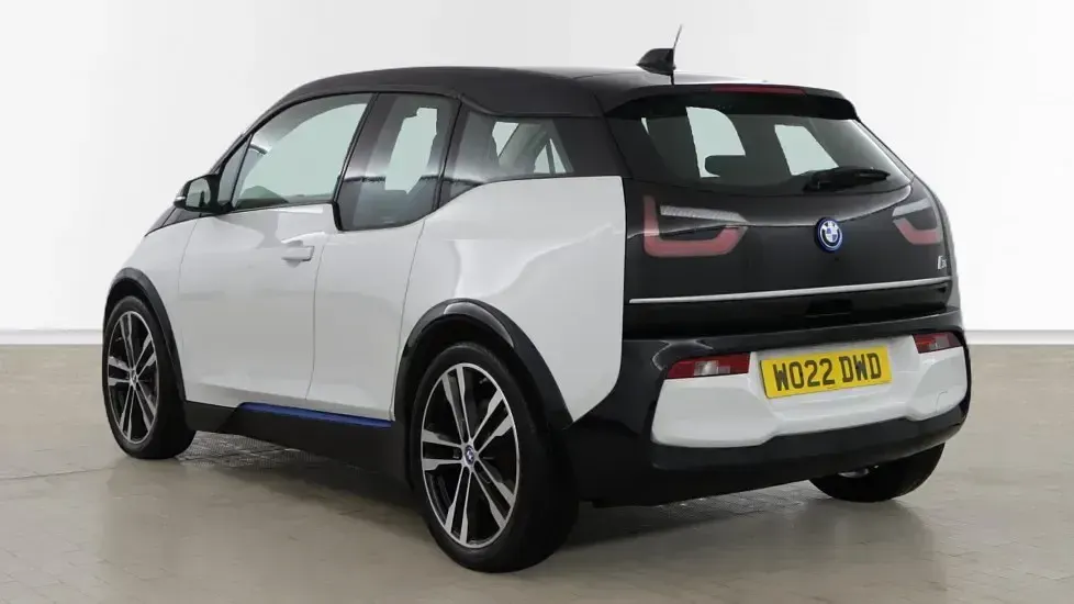 Used BMW i3 Comfort Edition 133 kW (181 HP) 2022 White Hatchback