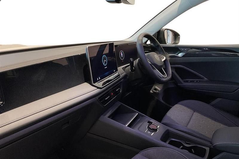 Used VW Tiguan Match 150 HP (110 kW) 2025 Dolphin grey SUV