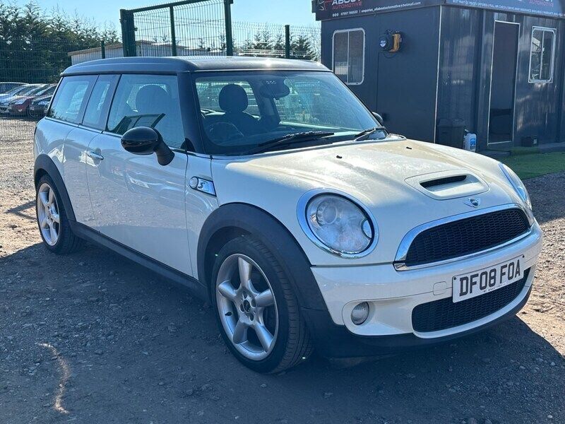 White Used 2008 Mini Cooper Clubman Estate | £1,995 (Good price) - Image 1/4