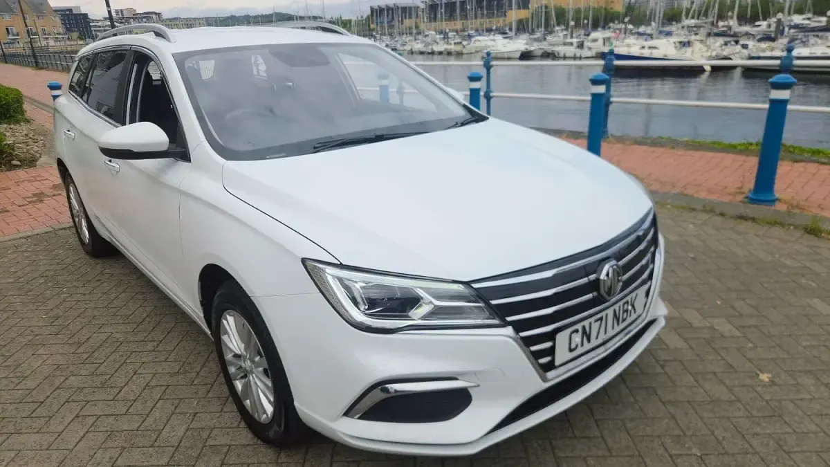 Used MG MG5 EV Exclusive 114 kW (156 HP) 2021 White Estate