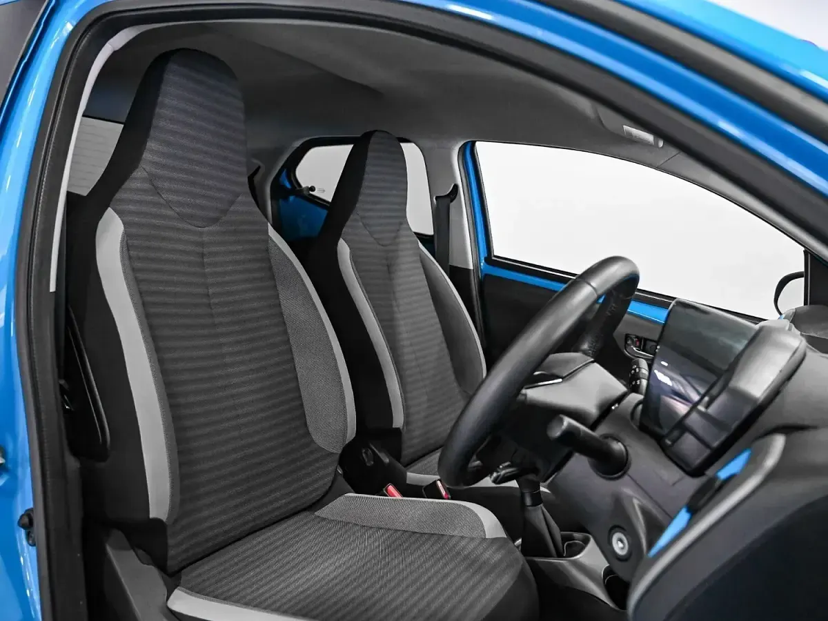 Used Toyota Aygo Trend 72 HP (52 kW) 2019 Blue Hatchback