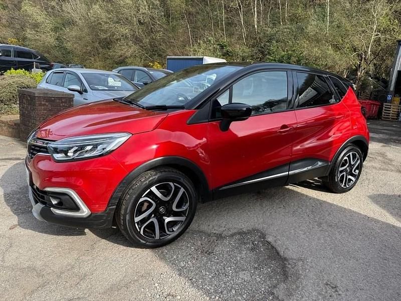 Begagnad Renault Captur Dynamique 2017 Röd SUV