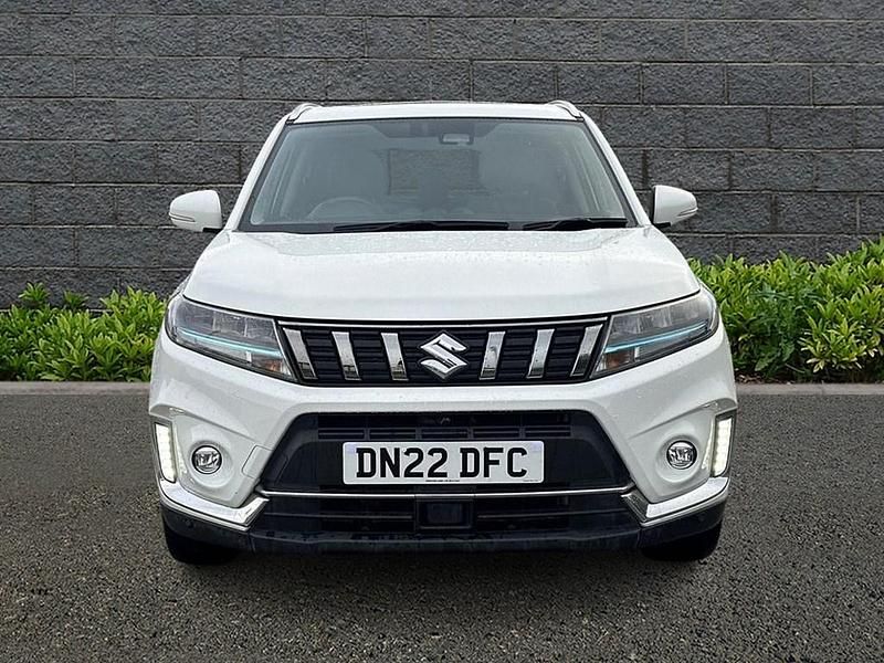 Used Suzuki Vitara SZ5 116 HP (85 kW) 2022 White SUV