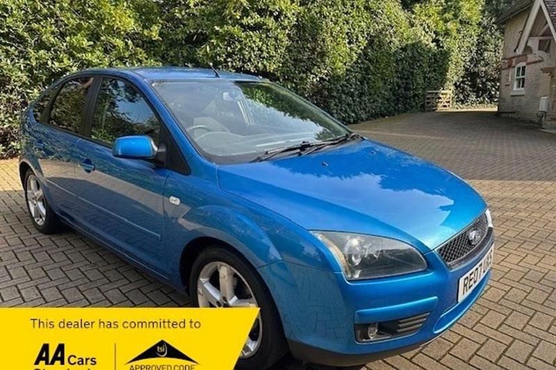 Used Ford Focus Zetec 2007 Blue Hatchback
