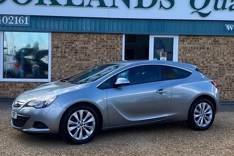 Used 2012 Vauxhall Astra GTC SRi Coupe | £4,295 (Fair price) - Image 1/1