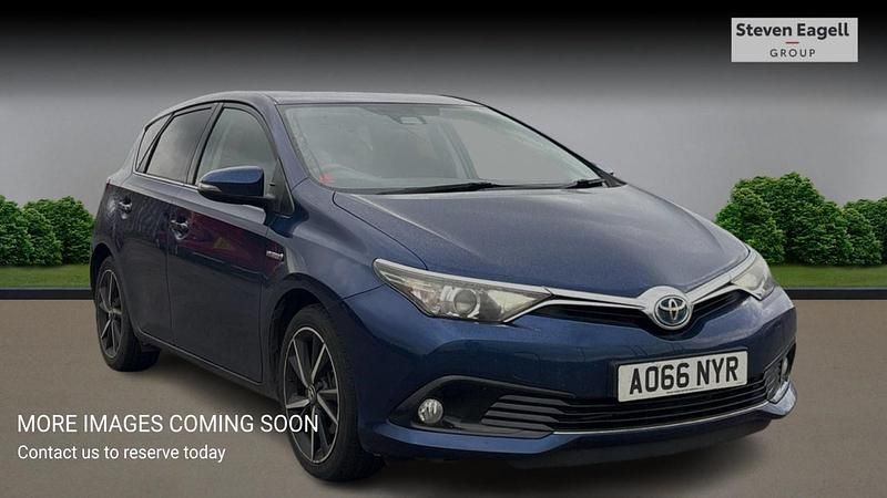 Blue Used 2017 Toyota Auris Hybrid Design Hatchback | £9,751 (Fair price) - Image 1/4