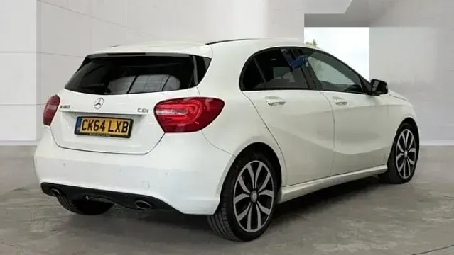 Used Mercedes A180 109 HP (80 kW) 2014 White Hatchback
