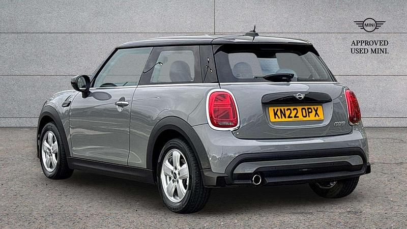 Used Mini Cooper Classic 134 HP (98 kW) 2022 Grey Hatchback