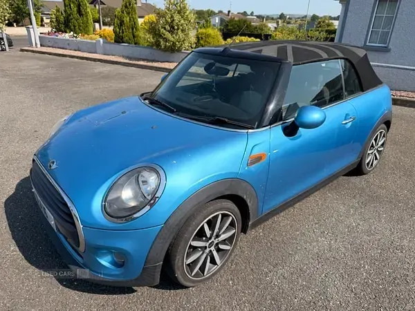 Used Mini Cooper D Cabriolet 2016 Blue Cabriolet