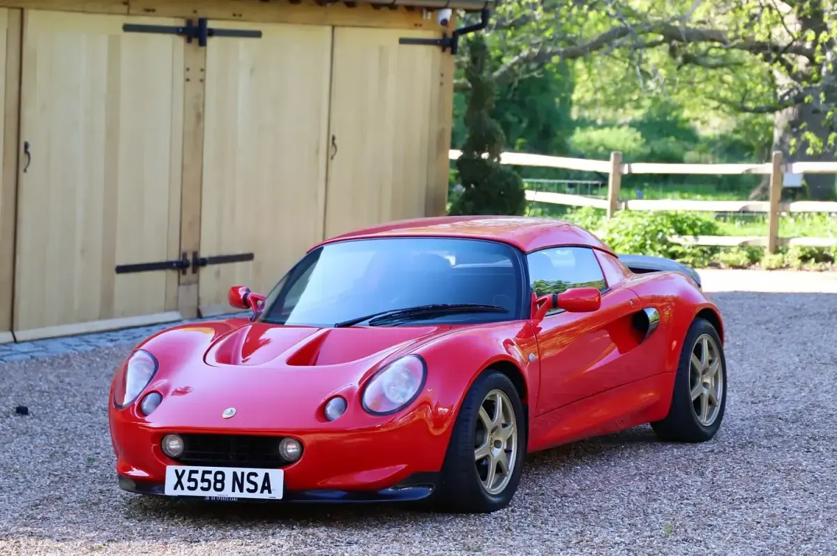 Used Lotus Elise 2000 Red Cabriolet