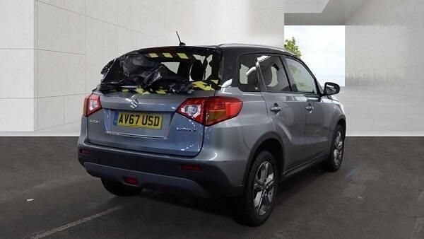 Second-hand Suzuki Vitara SZ-T 120 CP (88 kW) 2017 Gri SUV