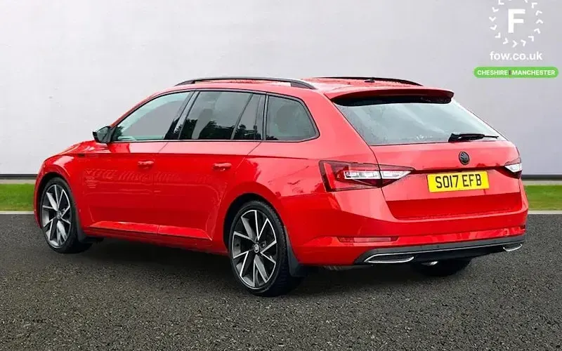 Used Skoda Superb SportLine 190 HP (139 kW) 2017 Red Estate