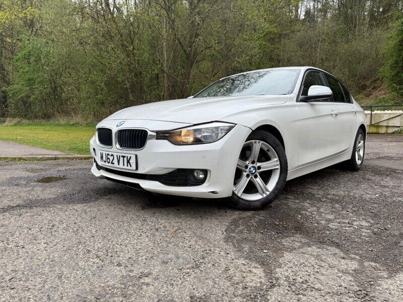 White Used 2012 BMW 318 Sedan | £4,995 (Good price) - Image 1/4