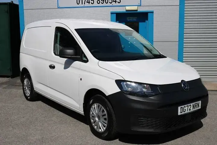 Used VW Caddy 102 HP (75 kW) 2022 White MPV