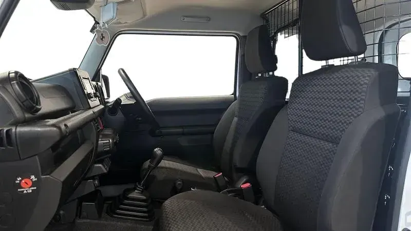 Used Suzuki Jimny 102 HP (75 kW) 2021 White SUV