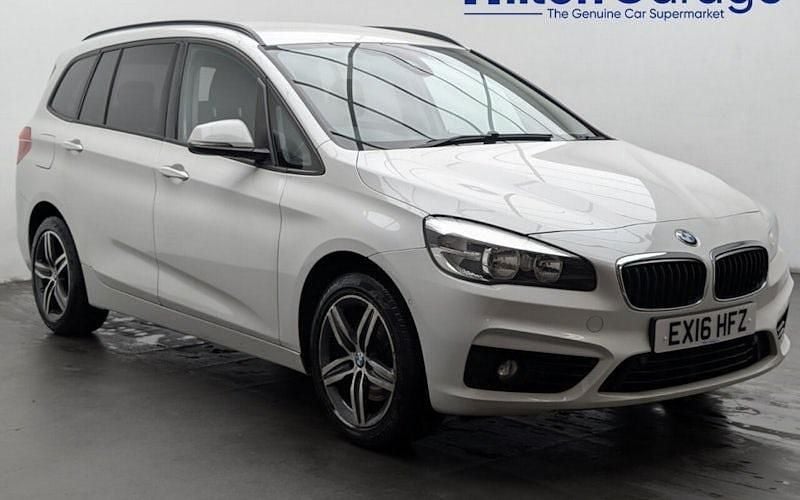 Used BMW 218 Sport Line 136 HP (100 kW) 2016 White Estate