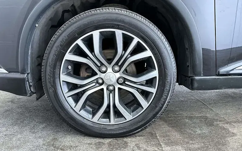 Used Mitsubishi Outlander 150 HP (110 kW) 2017 Black SUV